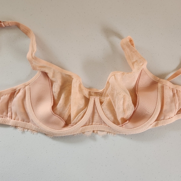 Victoria's Secret Peach Pink Lace Underwire Unpadded Bra Size 32DD Lingerie - Picture 5 of 5
